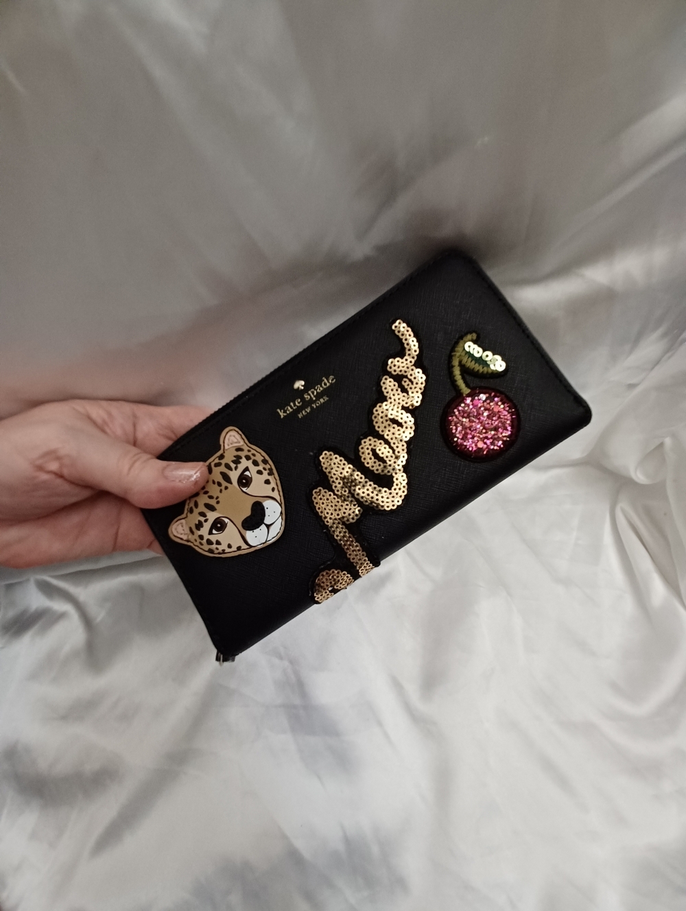 Kate Spade black sequin patch zip wallet CAT MEOW playful appliqué Black Leather